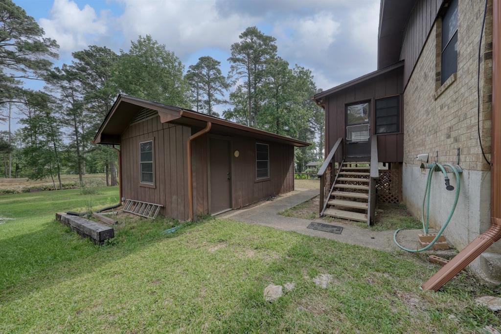21945 Brierwood Drive Property Photo 8