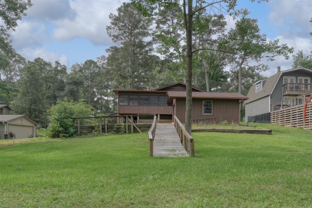 21945 Brierwood Drive Property Photo 15