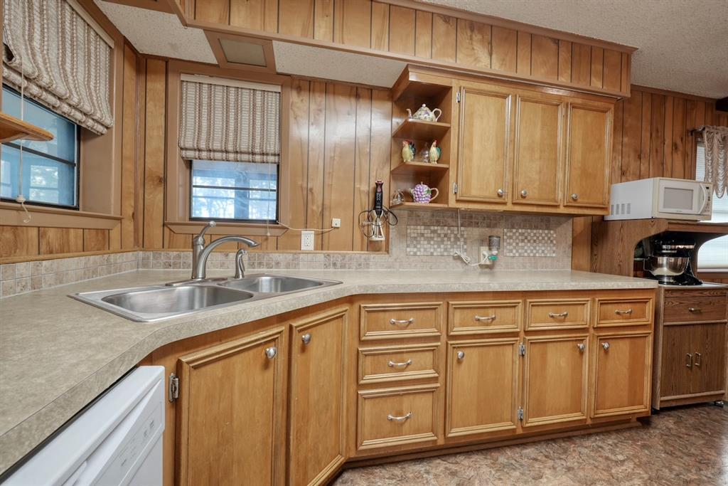 21945 Brierwood Drive Property Photo 28