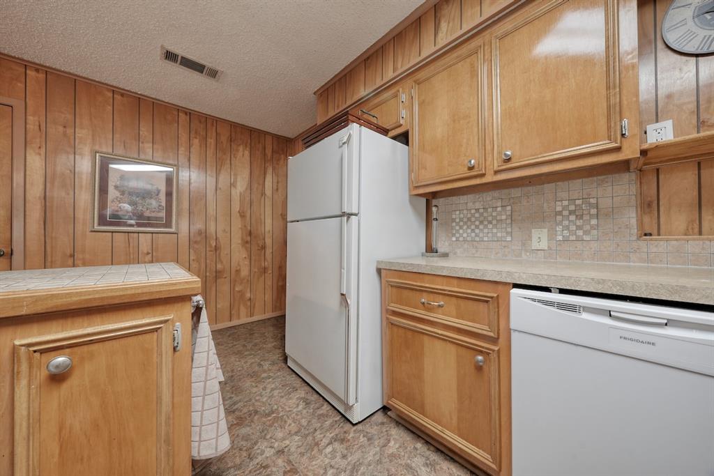 21945 Brierwood Drive Property Photo 30