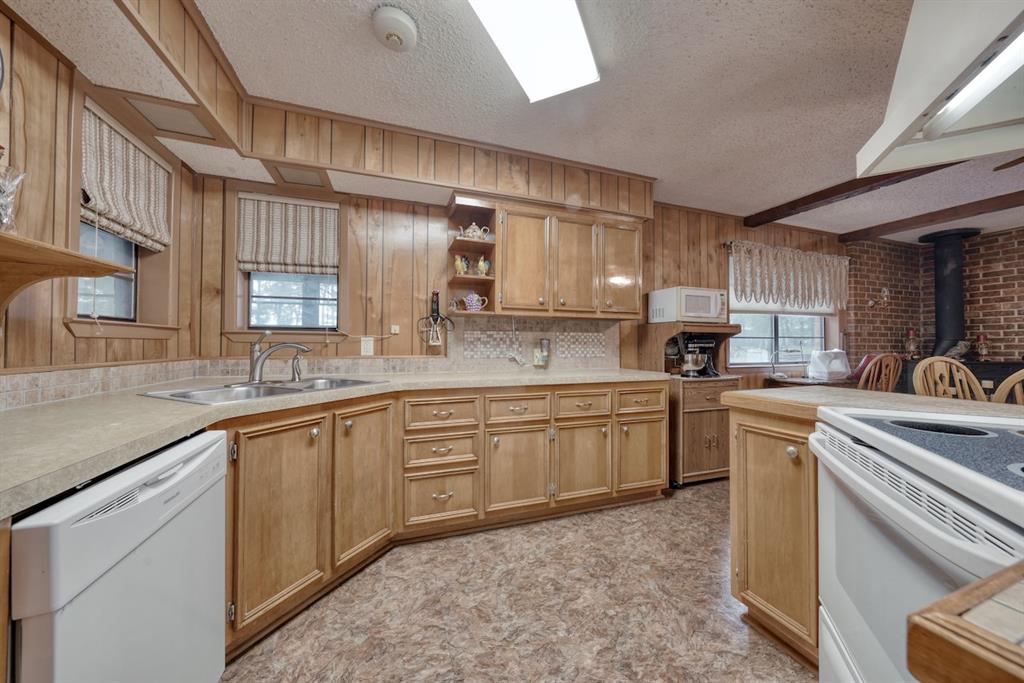 21945 Brierwood Drive Property Photo 31
