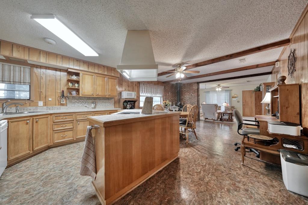 21945 Brierwood Drive Property Photo 32