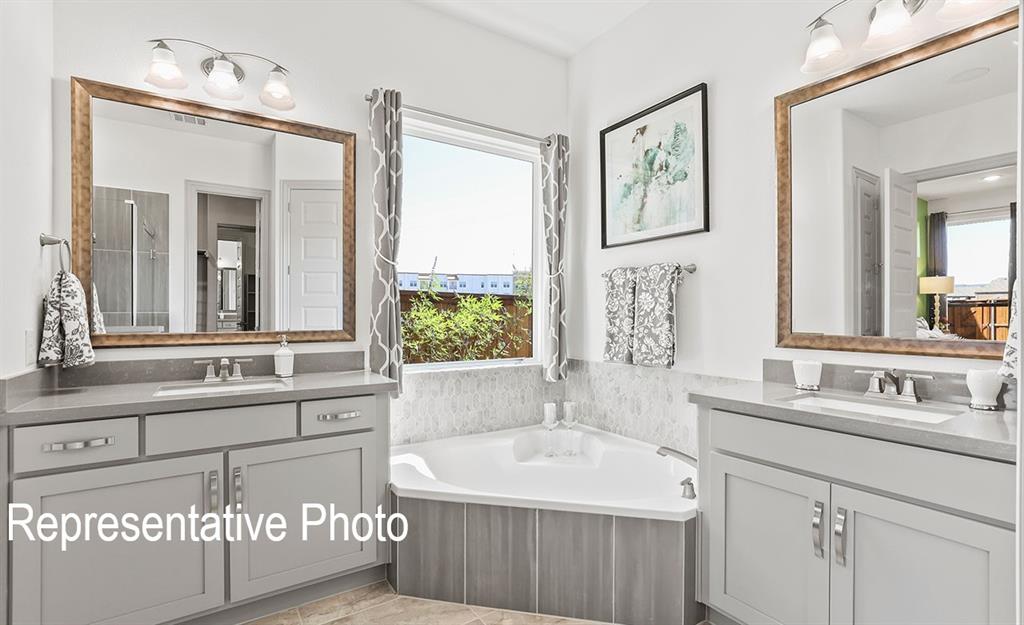 2029 Jasper Meadow Property Photo 8