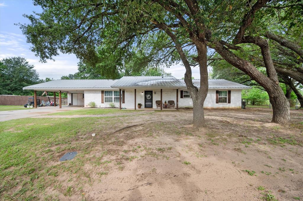 951 Faircrest Drive Property Photo 30