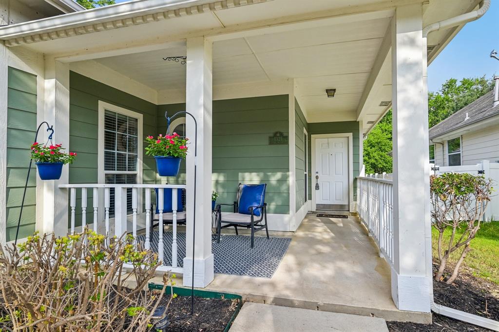 1321 Stone Mountain Parkway Property Photo 5