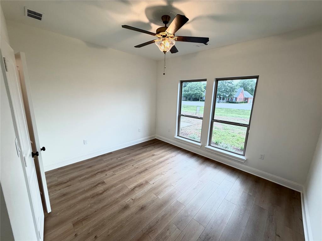 501 John Jr Drive Property Photo 29