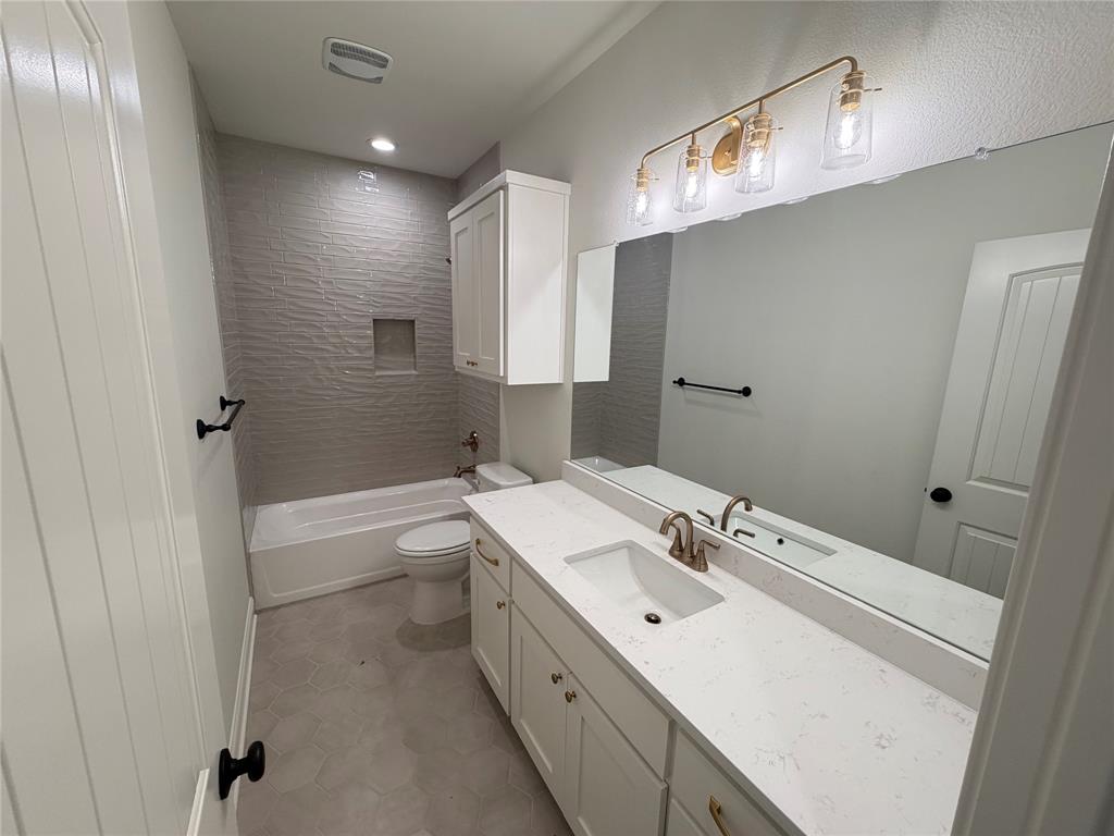501 John Jr Drive Property Photo 34