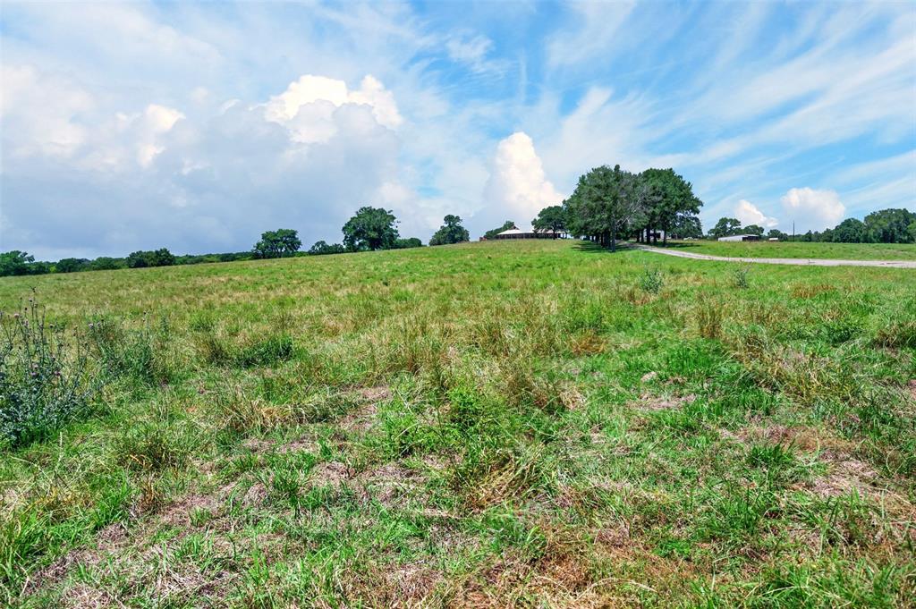 1053 Acr 499 Property Photo 18