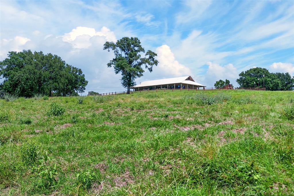 1053 Acr 499 Property Photo 22