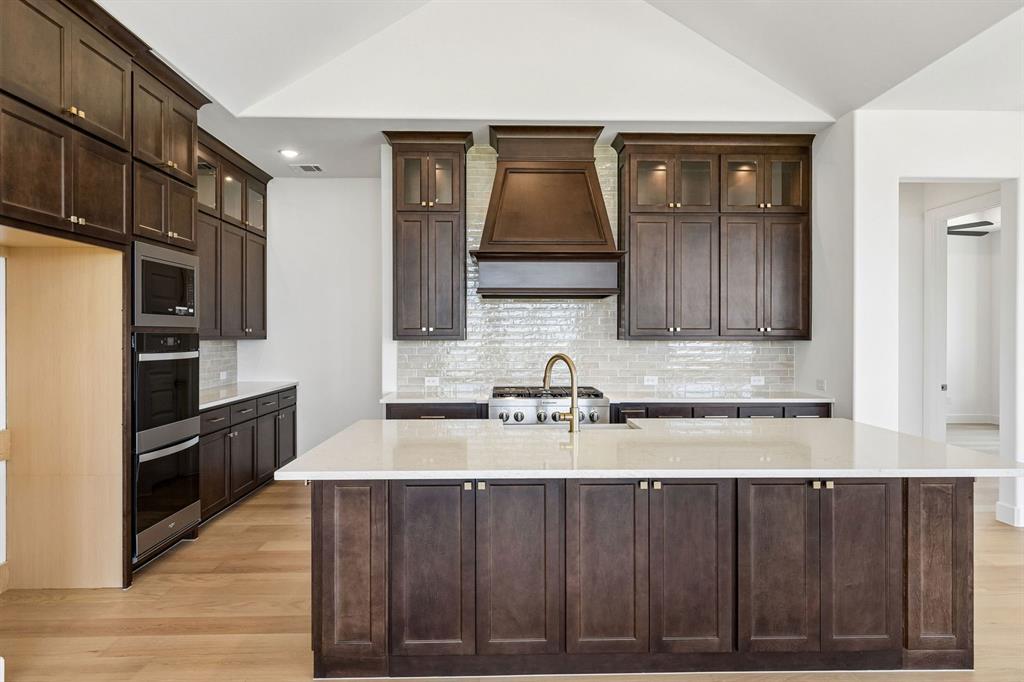 2821 Neutral Player Court Property Photo 7