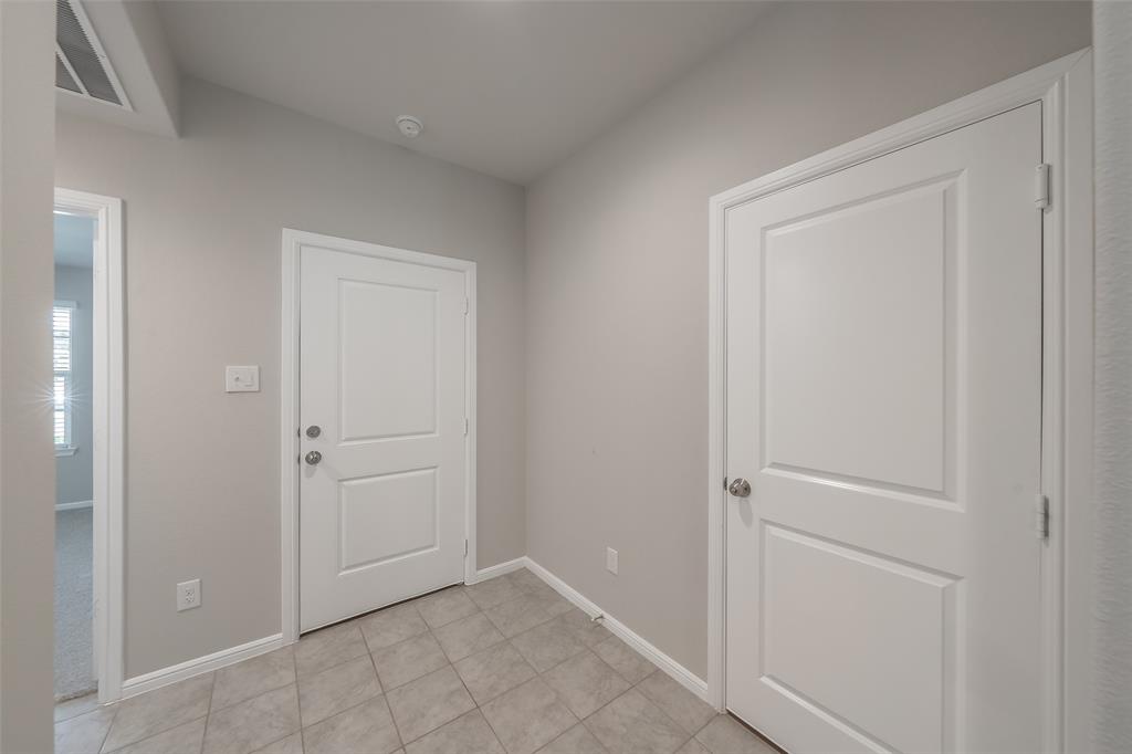 304 Abingdon Street Property Photo 6