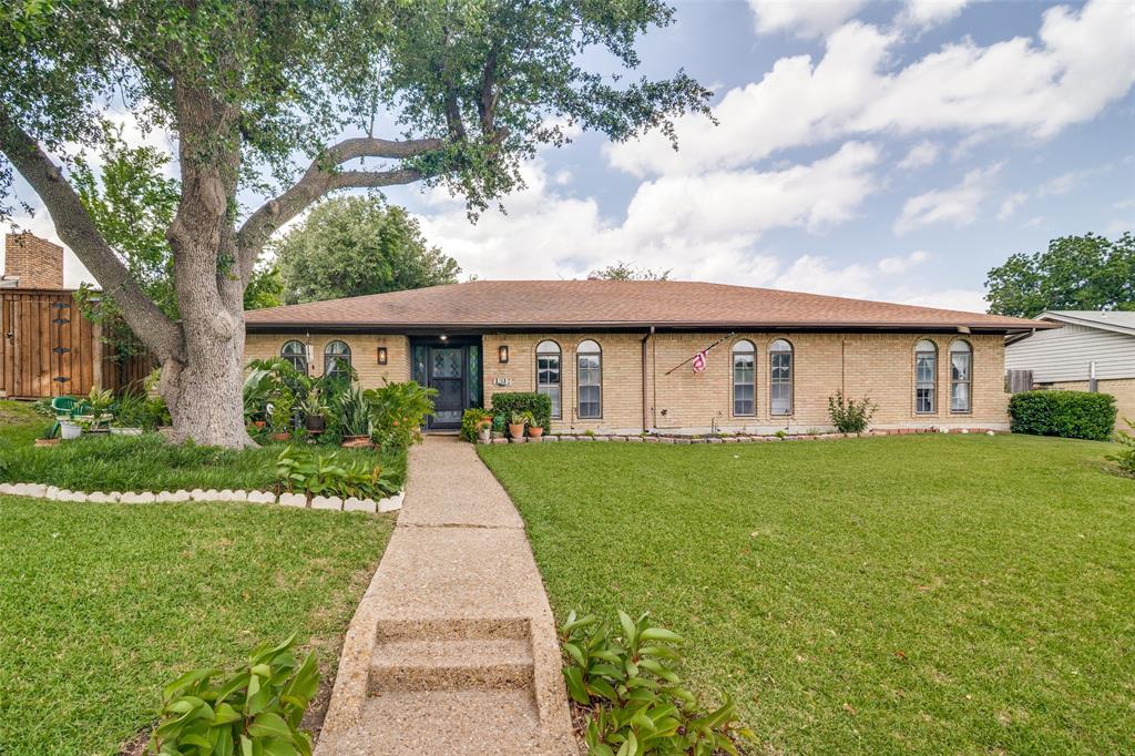 1217 Gardengate Circle Property Photo 1