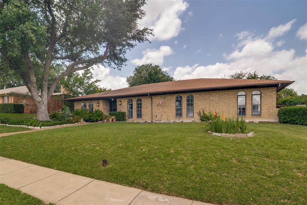 1217 Gardengate Circle Property Photo 2