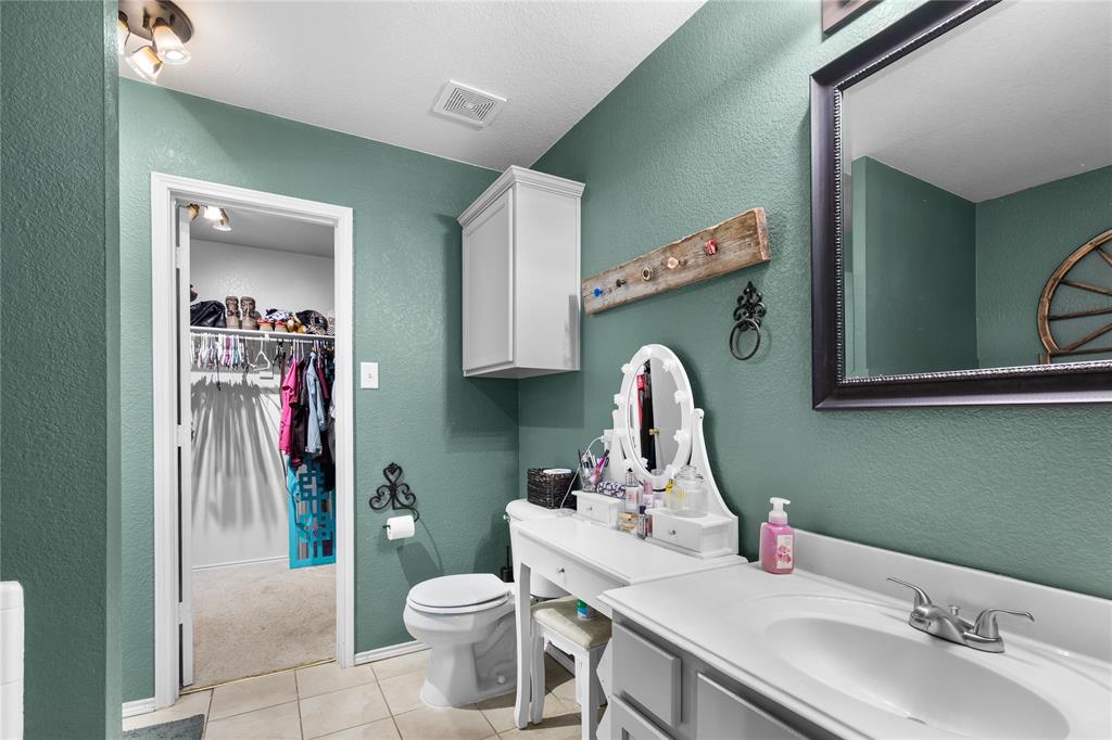 1908 Ridgecrest Lane Property Photo 21