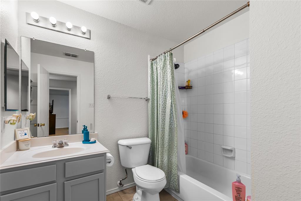 1908 Ridgecrest Lane Property Photo 25
