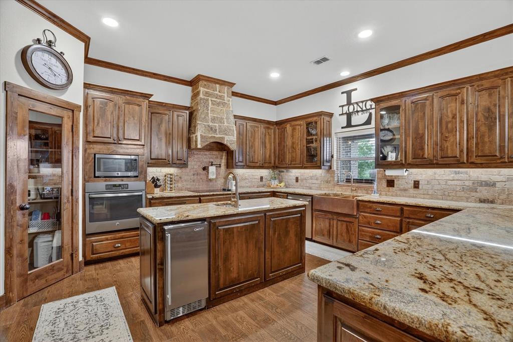 19001 N County Line Road Property Photo 13