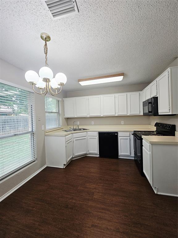 3921 Huckleberry Drive Property Photo 15