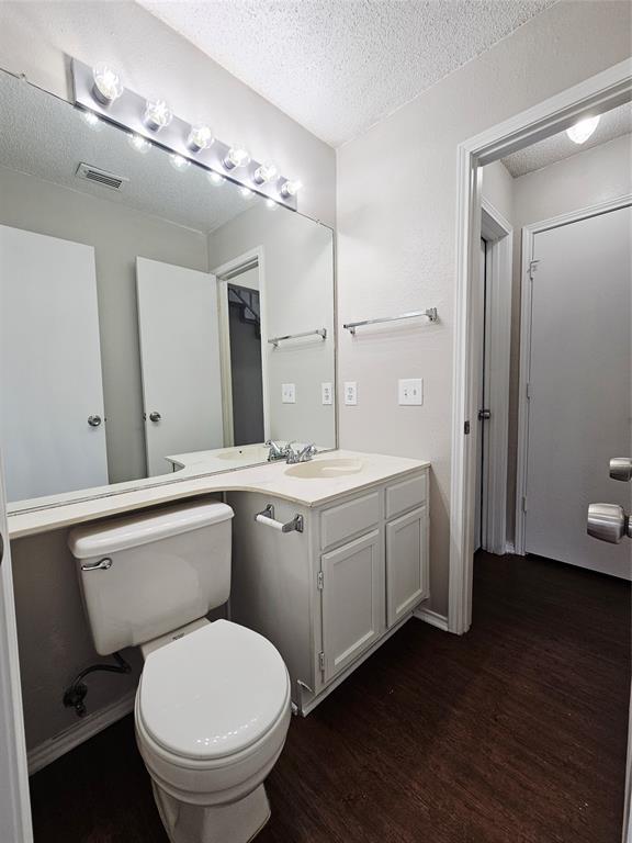 3921 Huckleberry Drive Property Photo 22
