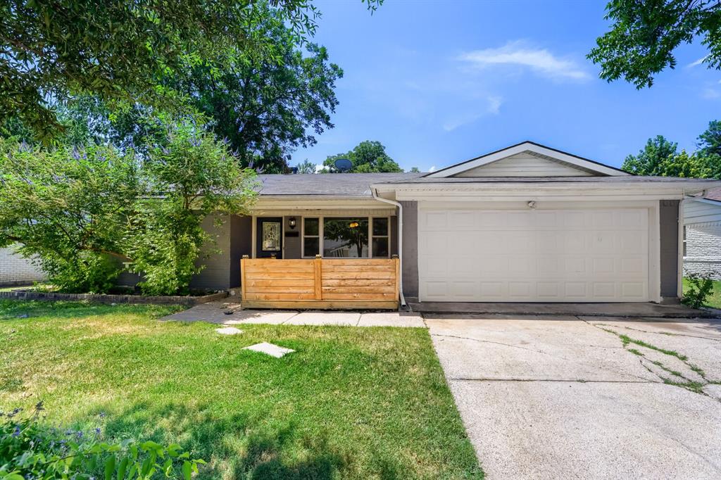 1207 Ridgeway Drive Property Photo 1