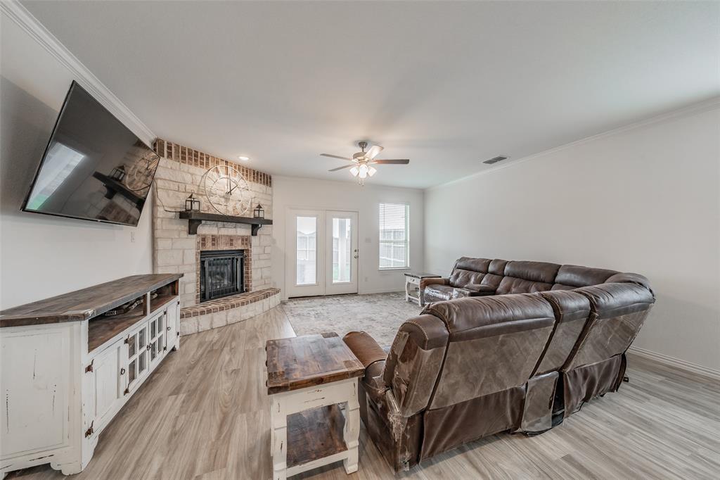 1446 White Water Way Property Photo 19