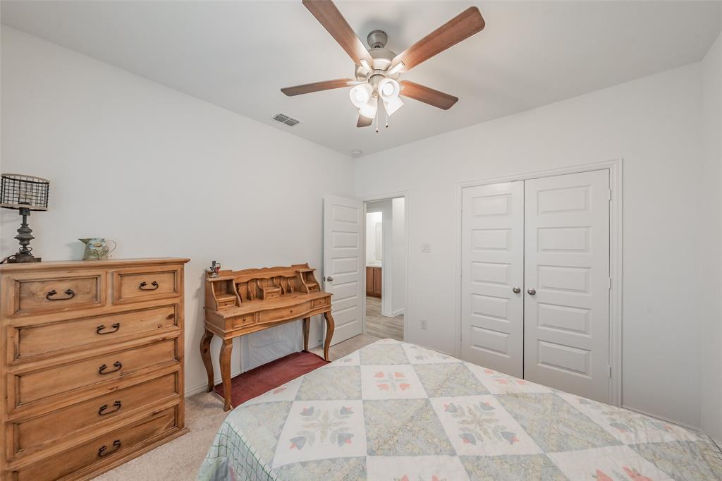 1446 White Water Way Property Photo 29
