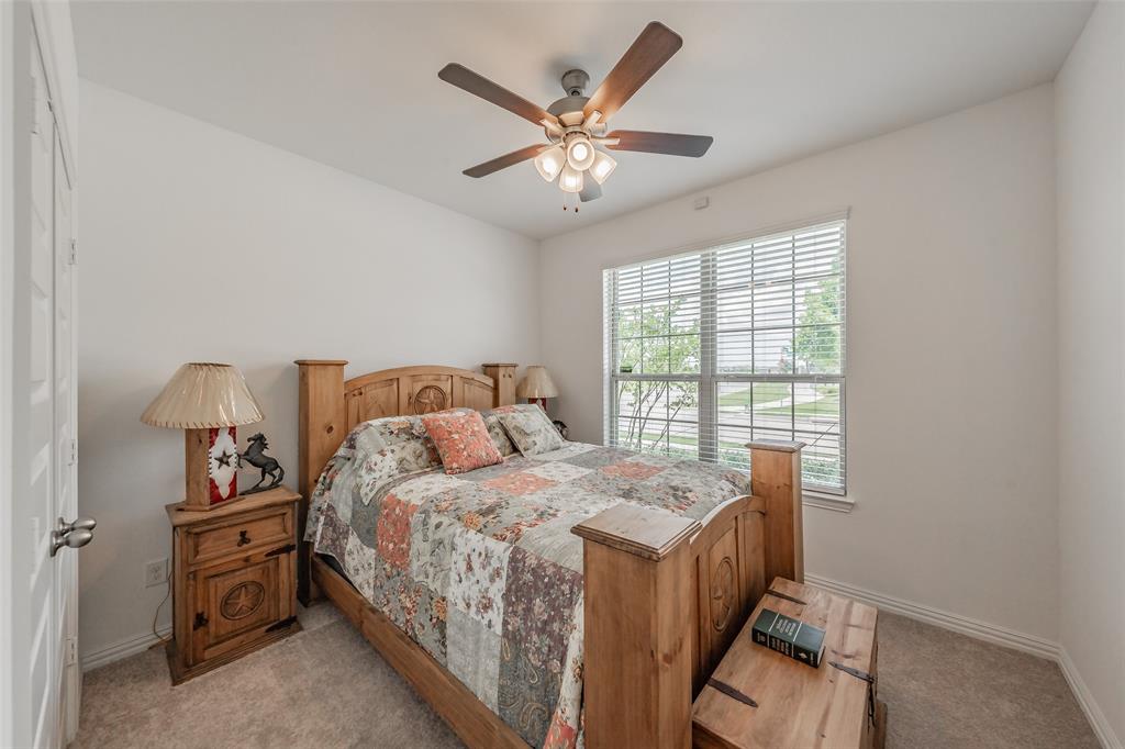 1446 White Water Way Property Photo 33