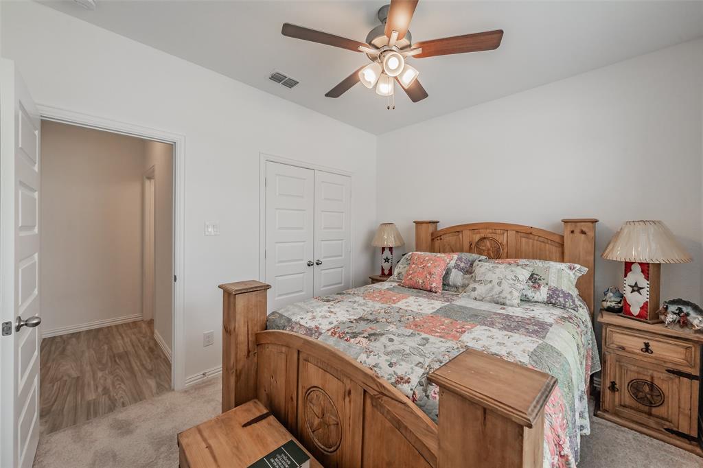 1446 White Water Way Property Photo 34