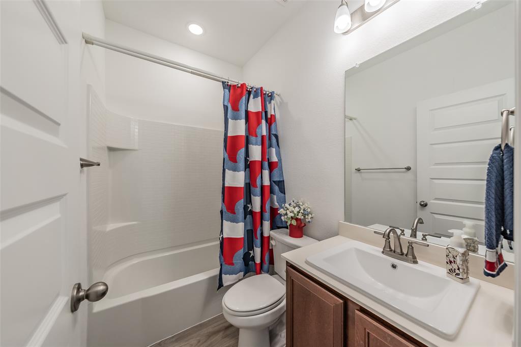 1446 White Water Way Property Photo 35