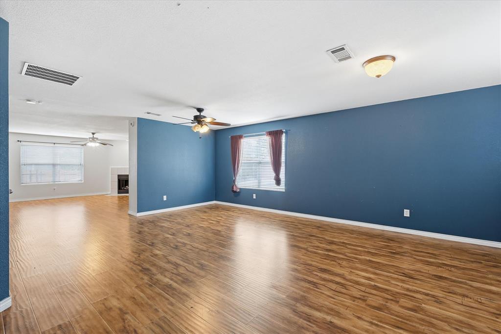 4957 Thorn Hollow Drive Property Photo 4
