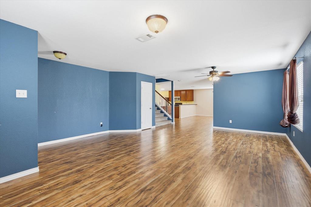 4957 Thorn Hollow Drive Property Photo 5