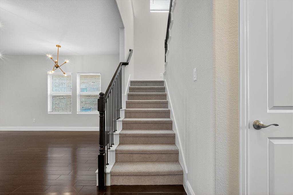 779 Cascade Lane Property Photo 23