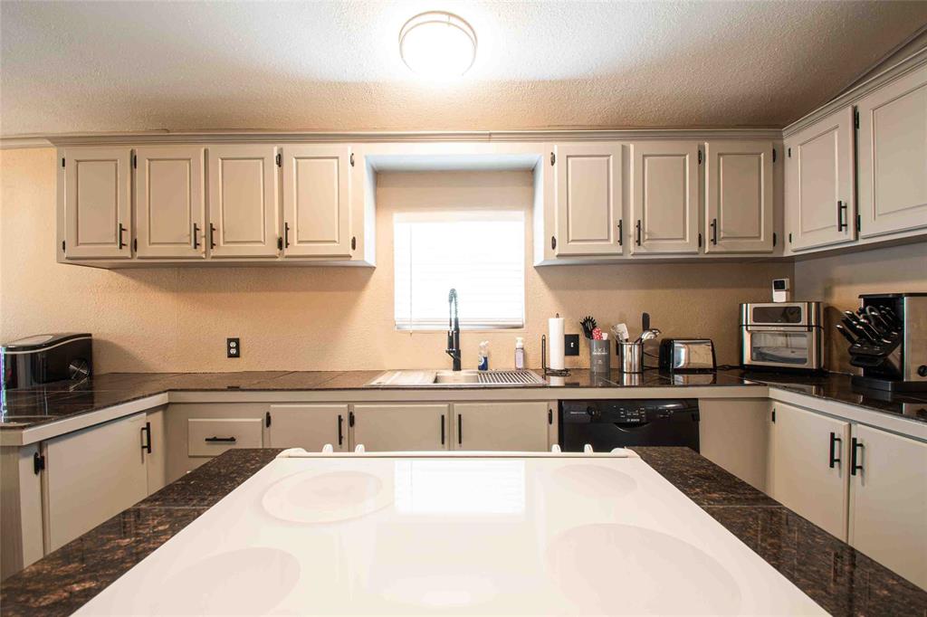 266 Hickory Hills Drive Property Photo 15