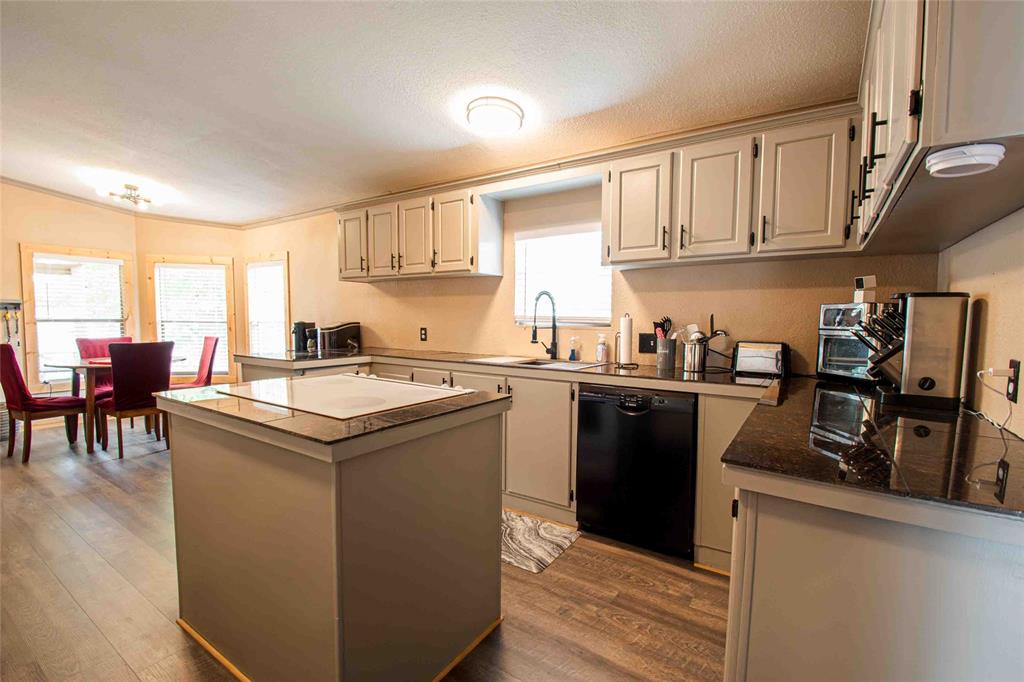 266 Hickory Hills Drive Property Photo 17
