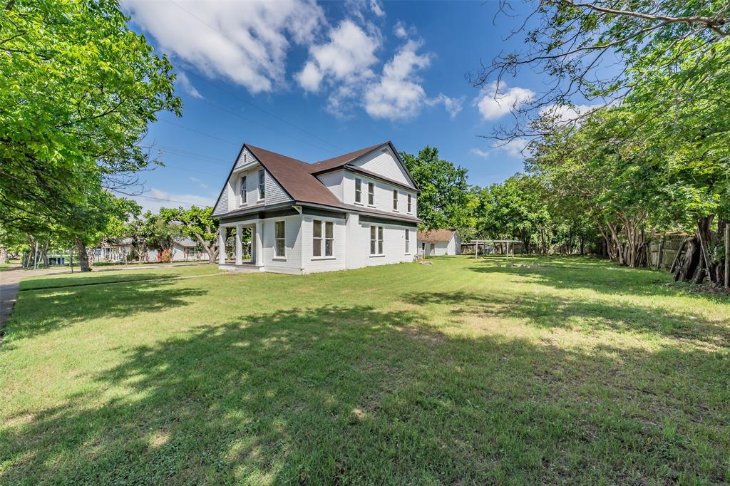 2700 Grim Avenue Property Photo 3