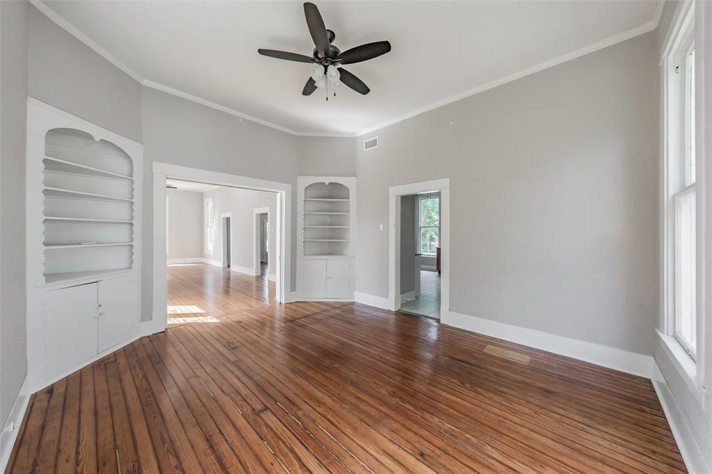 2700 Grim Avenue Property Photo 10