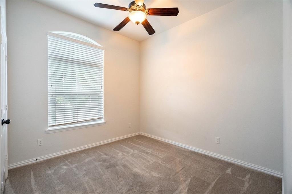 6908 Badlands Drive Property Photo 19