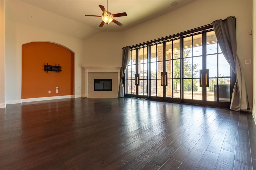 720 Field Crossing Property Photo 25