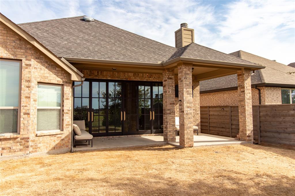 720 Field Crossing Property Photo 26