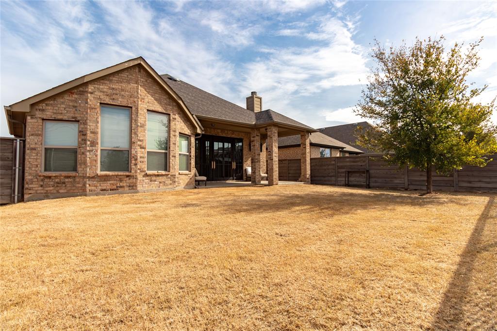720 Field Crossing Property Photo 27