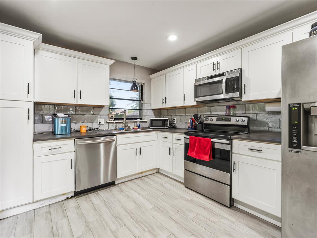1401 Richard Street Property Photo 1
