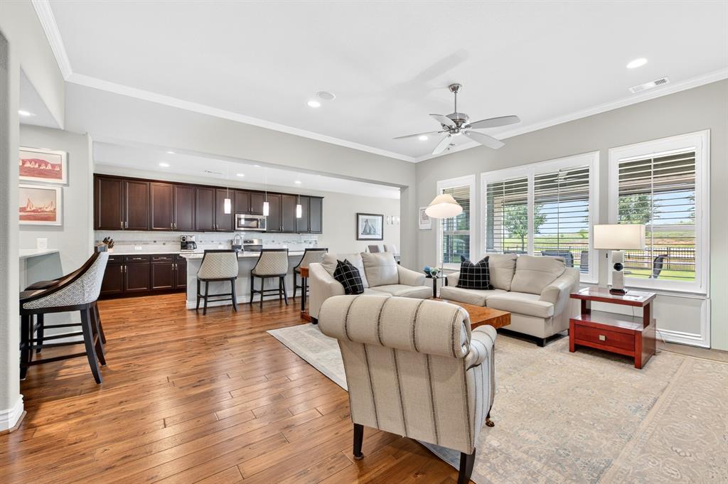 11712 Cinnamon Drive Property Photo 4