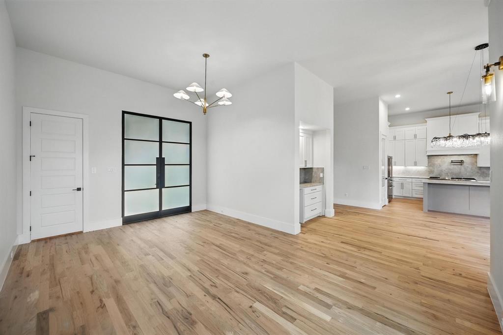 1224 S Pine Street Property Photo 5