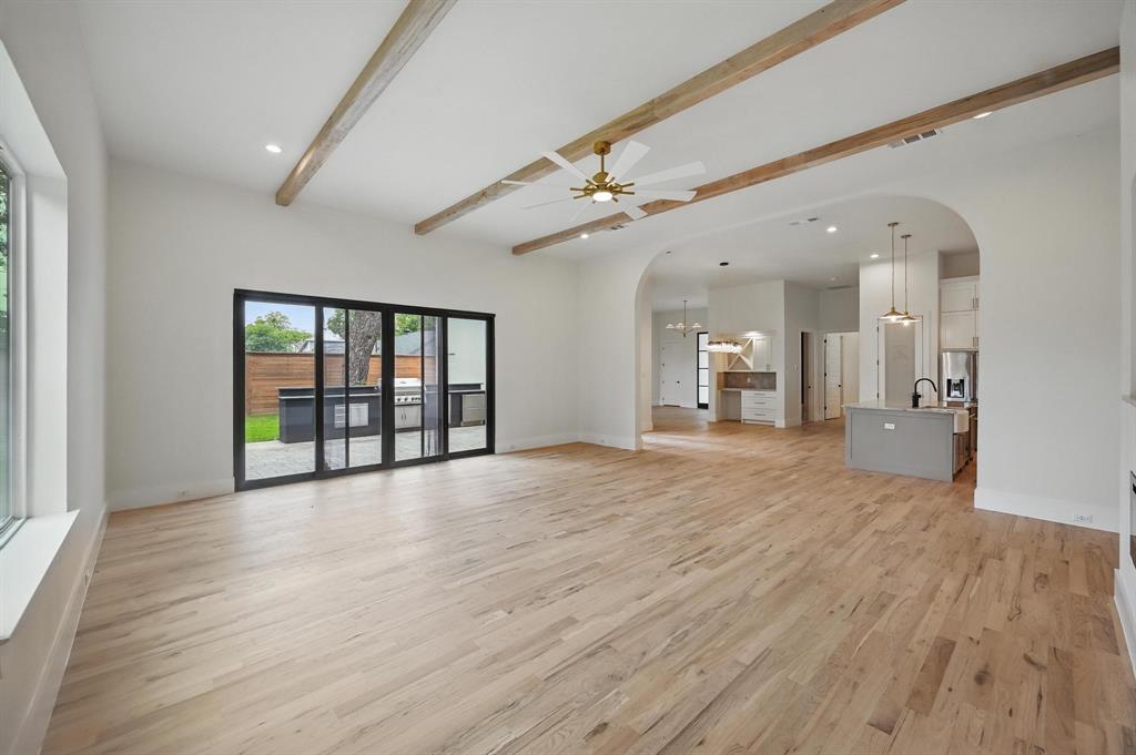 1224 S Pine Street Property Photo 10