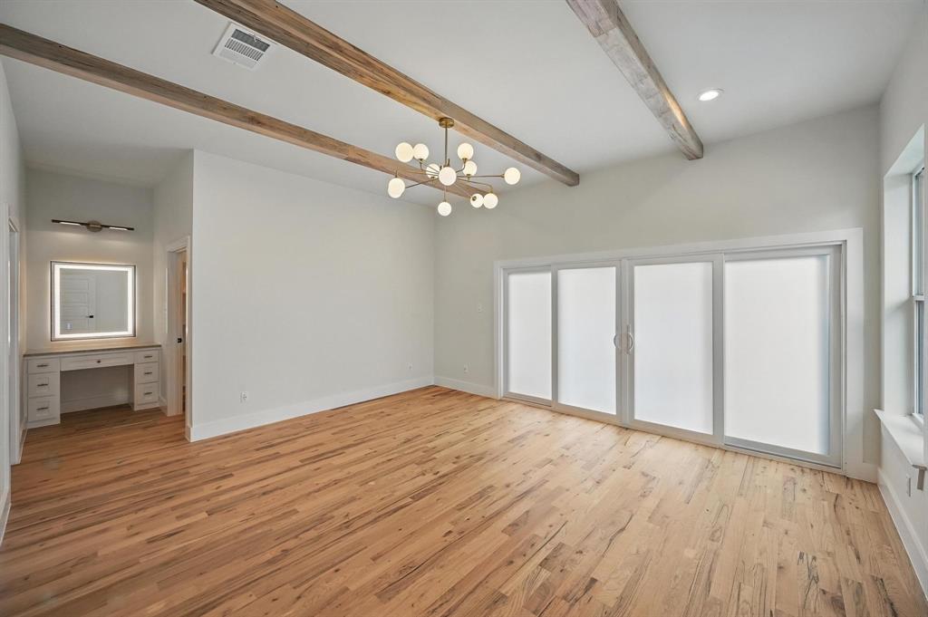 1224 S Pine Street Property Photo 17