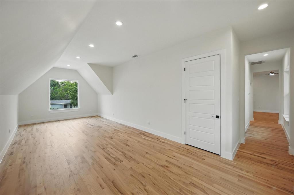 1224 S Pine Street Property Photo 22
