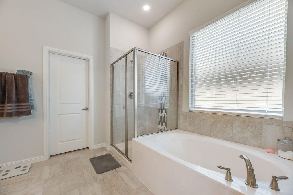 7807 Links Drive Property Photo 21