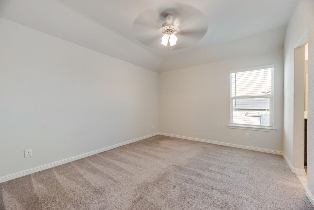 7807 Links Drive Property Photo 26