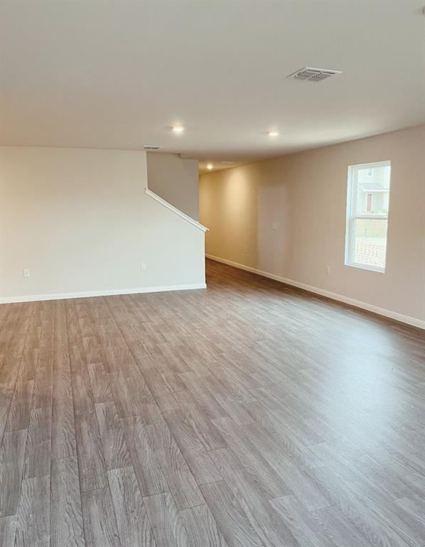 848 Bluffview Drive Property Photo 3