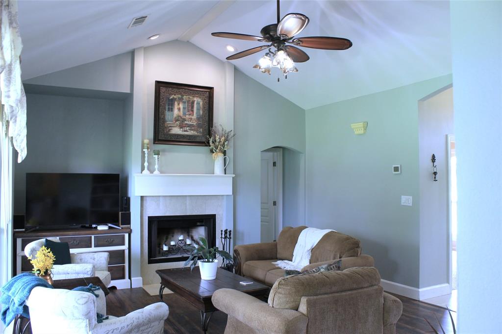 2220 Keefer Road Property Photo 10