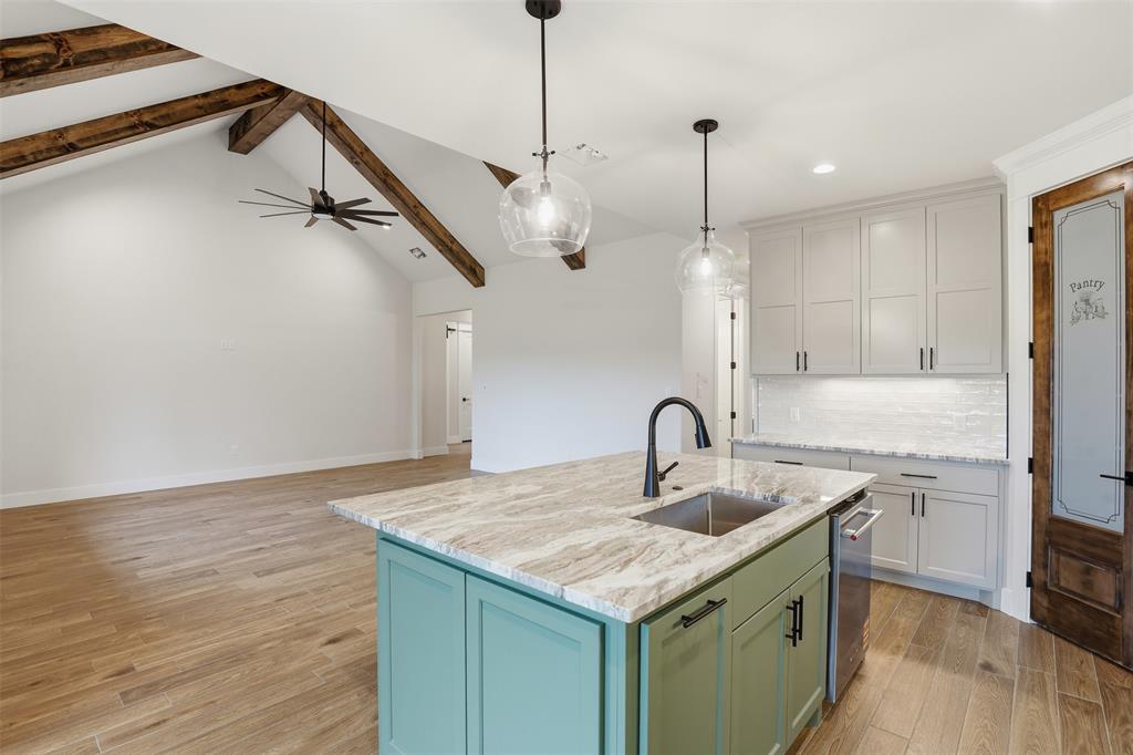 3201 Walnut Creek Parkway Property Photo 12